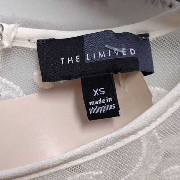 Limited top - Picture 2 of 3